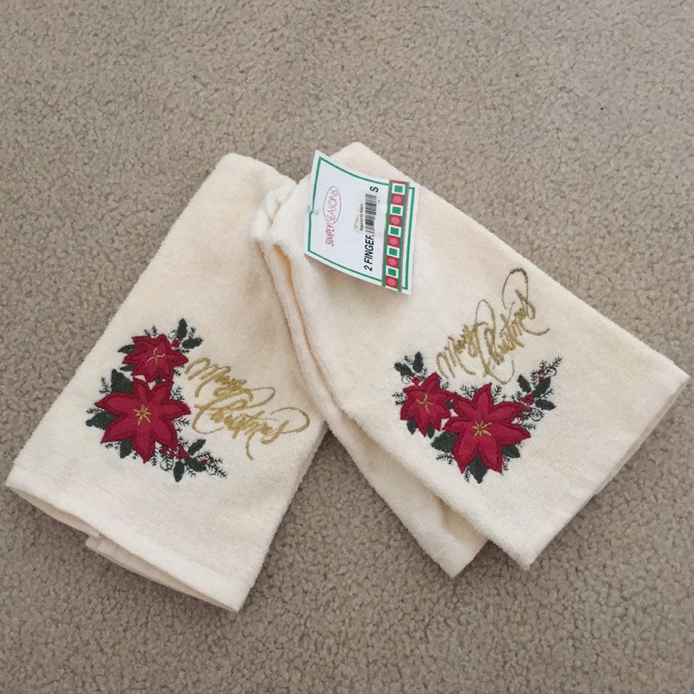 Holiday Christmas Poinsettia Finger towels.